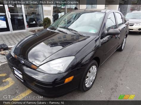 Pitch Black 2004 Ford Focus Se Sedan Medium Graphite Interior