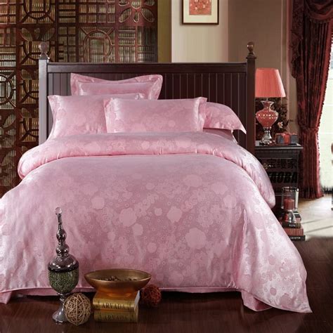 Romantic Beauty Pink Jacquard Damask Luxury Bedding Luxury Bedding