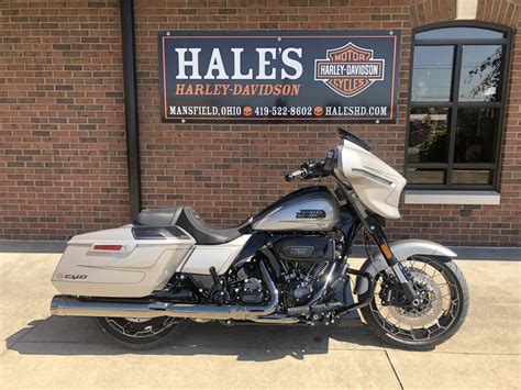 2023 Harley Davidson CVO Street Glide FLHXSE In Dark Platinum At Hale S