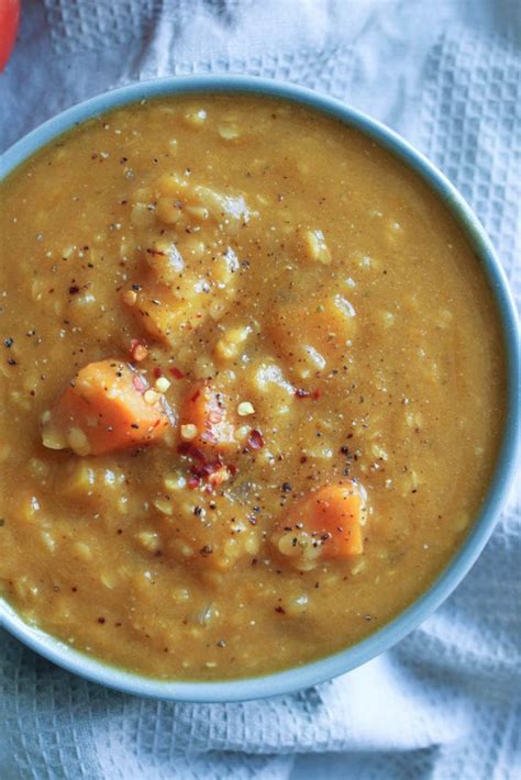 Creamy Vegan Pumpkin Soup With An Amazing Peanut Butter Twist