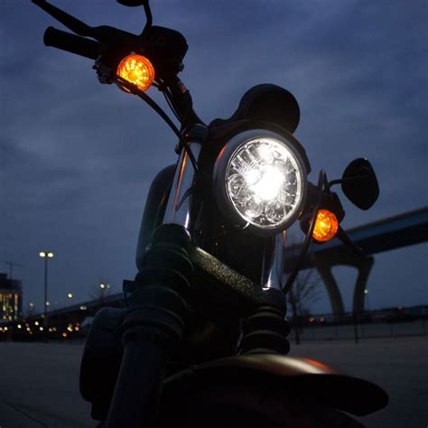 Round Led Projection Daymaker Headlight With Amber Turning Signal