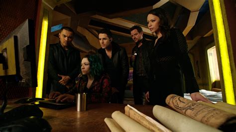 Dark Matter News Dark Matter Season 1 On Netflix Syfy Wire