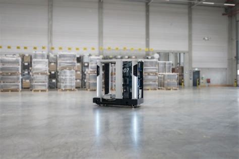 Magazino Launches Pilot Project At Zf With The Robot Soto Magazino A