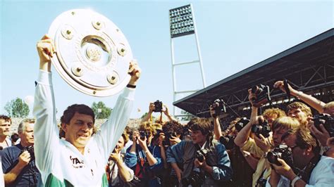 Werder Trainerlegende Rehhagel Erinnert Sich V Ller War Trainingsfaul