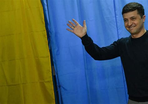 Ucraina Il Comico Zelensky Vince Al Primo Turno Poroshenko Secondo