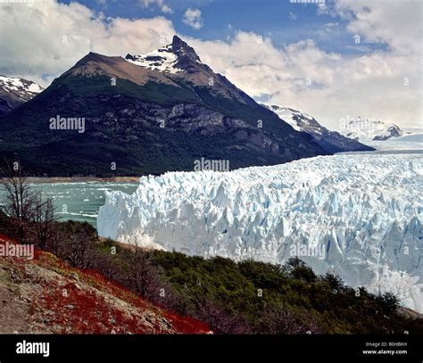 Perito Moreno Glacier Campo De Hielo Sur Andes Patagonia Argentina South America Stock