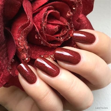 PiCture POlish Bordeaux LackTraviata Nagellack Liebe