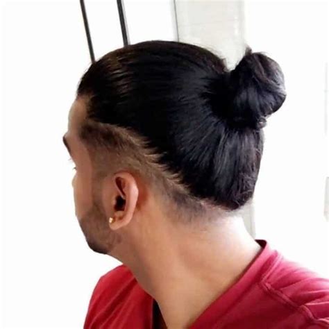 20 Man Bun Undercut Hairstyles for Men (2024 Guide) – Cool Men's Hair