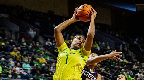 Nyara Sabally makes long-awaited WNBA debut