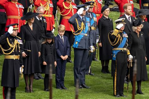 Trauerfeier Von Queen Elizabeth II George Charlotte Verabschieden