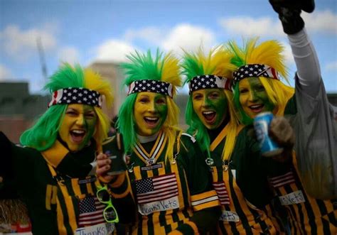 Patriotic Packer fans! | Packers fan, Green bay packers, Packers