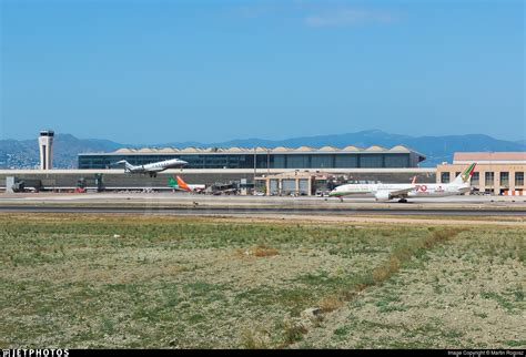 LEMG Airport Terminal Martin Rogosz JetPhotos