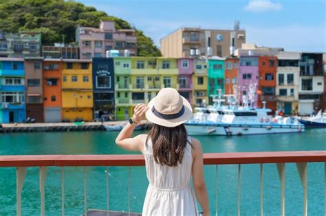 Mujer Viajera De Visita En Taiw N Turista Con Sombrero De Turismo En