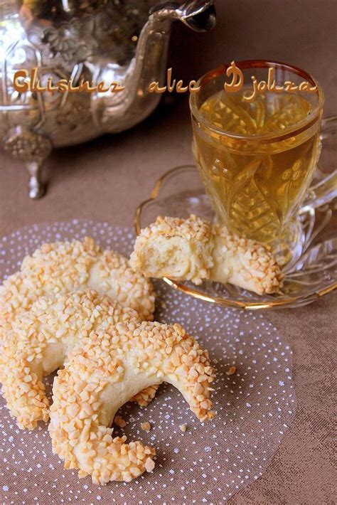 Tcharek El Ariane Croissants Aux Amandes Recette Recette Gateau