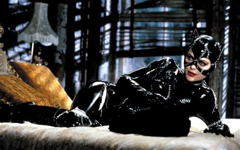 Michelle Pfeiffer Actress Women Red Lipstick Lying Down Catwoman