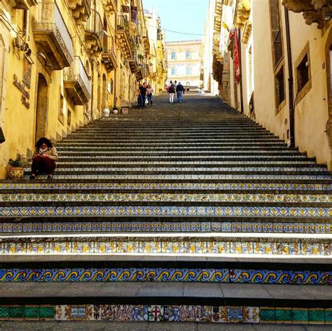 Scalinata Di Santa Maria Del Monte Tutto Quello Che Cè Da Sapere