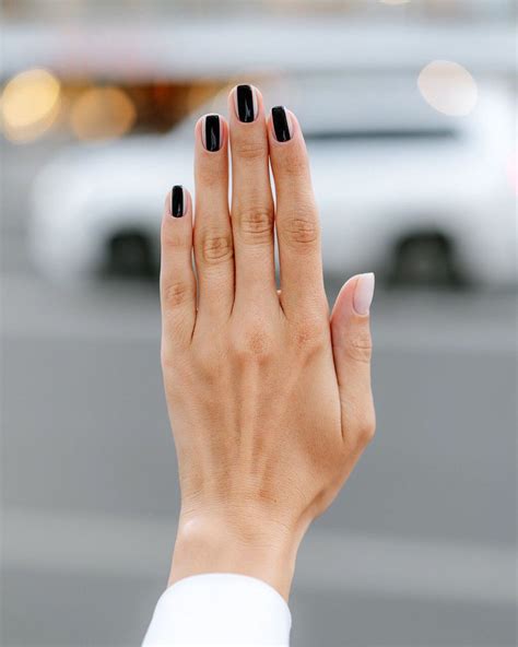 The Pros And Cons Of A Cnd Shellac Manicure