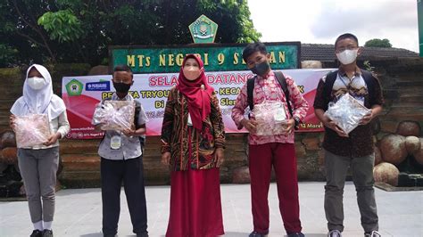 Mtsn Sleman Madrasah Boarding Tahfidz Riset