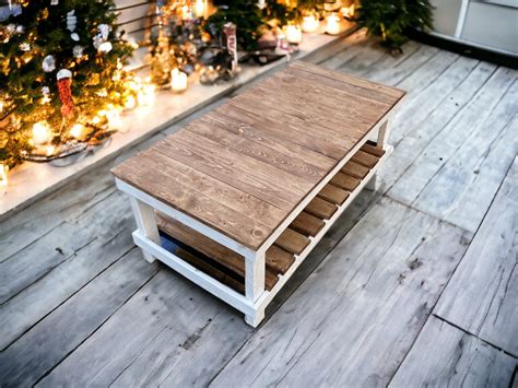 Rustic/farmhouse Coffee Table - Etsy