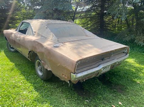 1969 Dodge Charger 2 Barn Finds