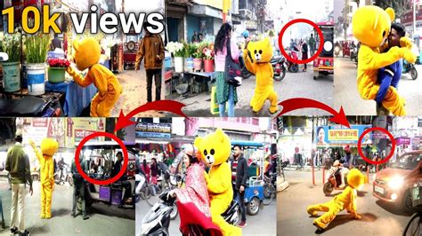 Teddy Bear Funny Bakchodi On Road Public Ar Teddy Youtube