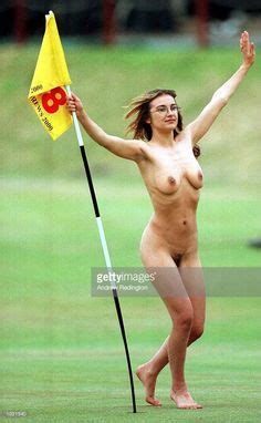 Nude Girl Streaker Uncensored