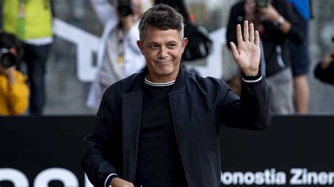 El Nuevo Mensaje Con El Que Alejandro Sanz Actualiza Su Estado De Salud