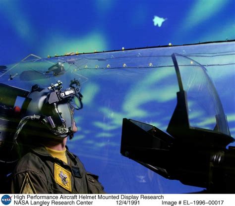 DVIDS - Images - High Performance Aircraft Helmet Mounted Display Research