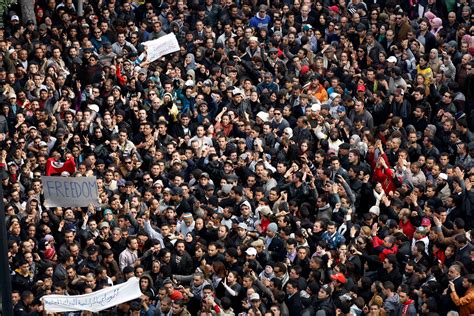 Somber Tunisia Marks 10 Years Since Revolution In Lockdown Tunisia