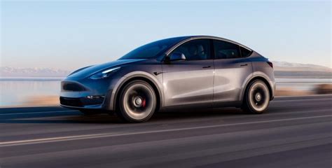 Tesla Model Y najchętniej kupowanym samochodem W OGÓLE w Europie