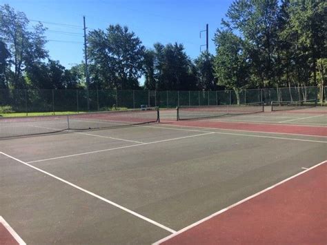 Facilities • Tennis Courts