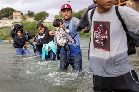 Eua Fazem Acordo Com Governo Maduro Para Retomar Deportação De Migrantes à Venezuela