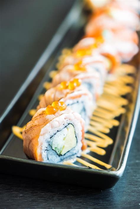 Salmon sushi roll 2241235 Stock Photo at Vecteezy