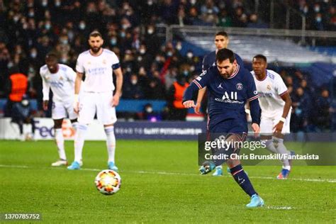 Lionel Messi Penalty Photos and Premium High Res Pictures - Getty Images