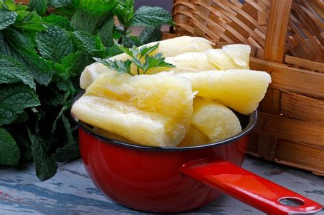 Premium Photo Cooked Cassava