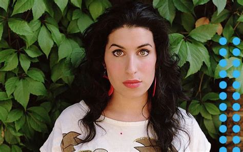 Video Mira El Tráiler De ‘back To Black La Biopic De Amy Winehouse