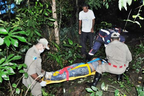 Pintor Fica Ferido Ap S Se Desequilibrar De Motocicleta E Cair Da Ponte