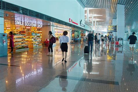 Da Nang International Airport - The Mango Road