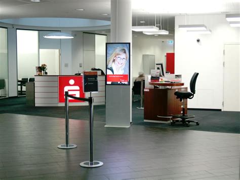 Serie Banking 2 0 Das Neue Digital Signage Netz Der Frankfurter