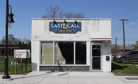 Gilman IL Last Call Liquors 4 13 2023 Photo By John Eagan Flickr