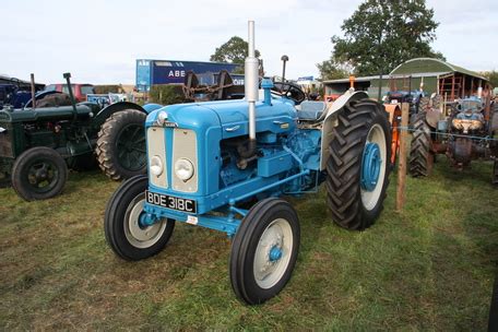 Fiche Technique Fordson Super Major