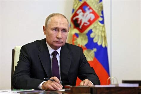 Vladimir Putin When Cornered Is More Dangerous Than Ever The New York