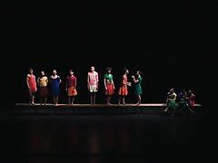 NUDE PERFORMANCE IN ART SHOW ThisVid