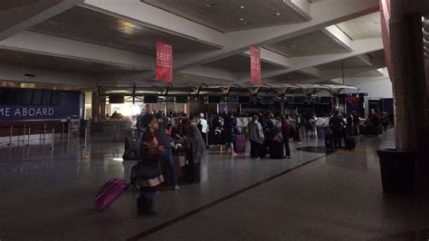 Power Restored At Worlds Busiest Airport Cnn Video