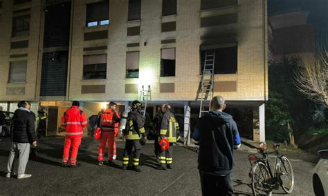 Incendio In Via Bixio A Latina Evacuata Una Palazzina Luna Notizie