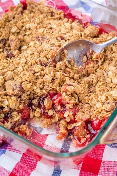 Easy Cherry Crisp With Pie Filling Bread Booze Bacon