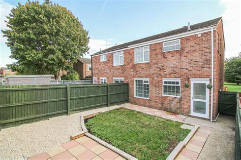 3 Bed Semi Detached House For Sale In Beverley Close Holton Le Clay