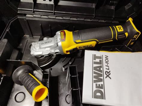 Kutna Brusilica Dewalt Dcg F