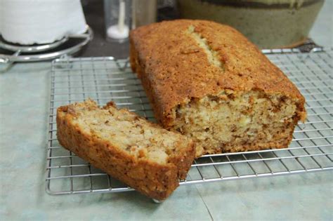 Tasty Sour Cream Banana Bread Recipe