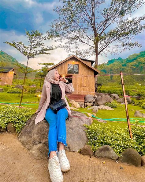 Review Rustic Market Rock Riverside Pacet Mojokerto Viral Wisata Milenial